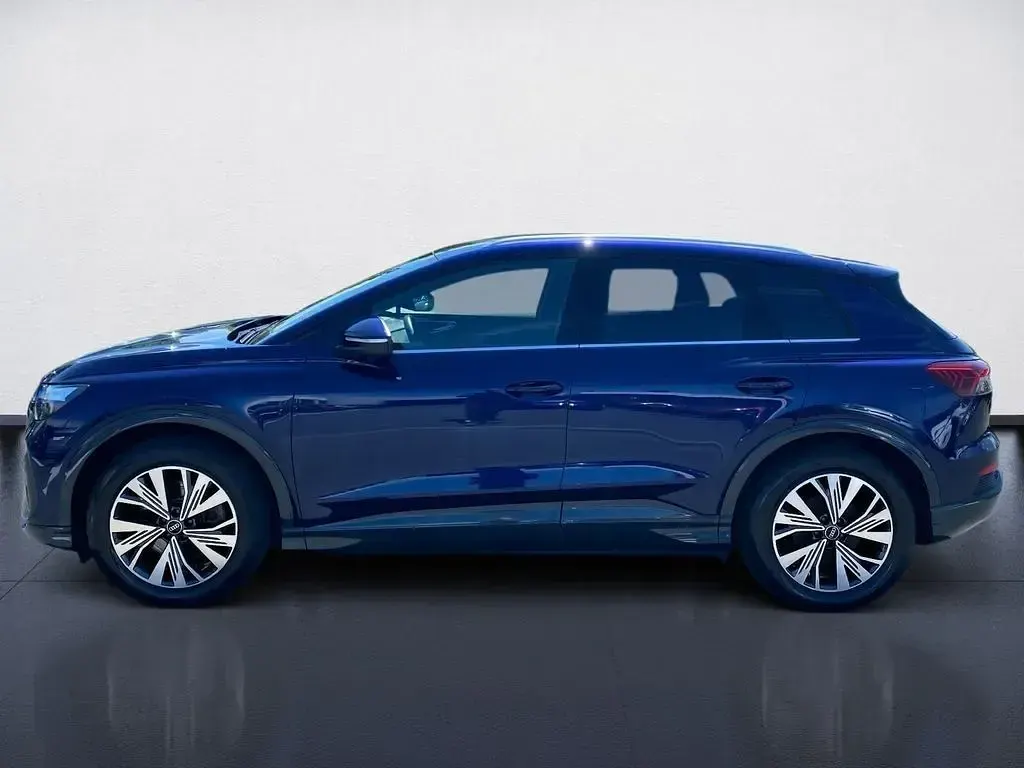 Gebraucht Audi Q4 e-tron Advanced 150 kW (204 PS) 2023 Blau SUV