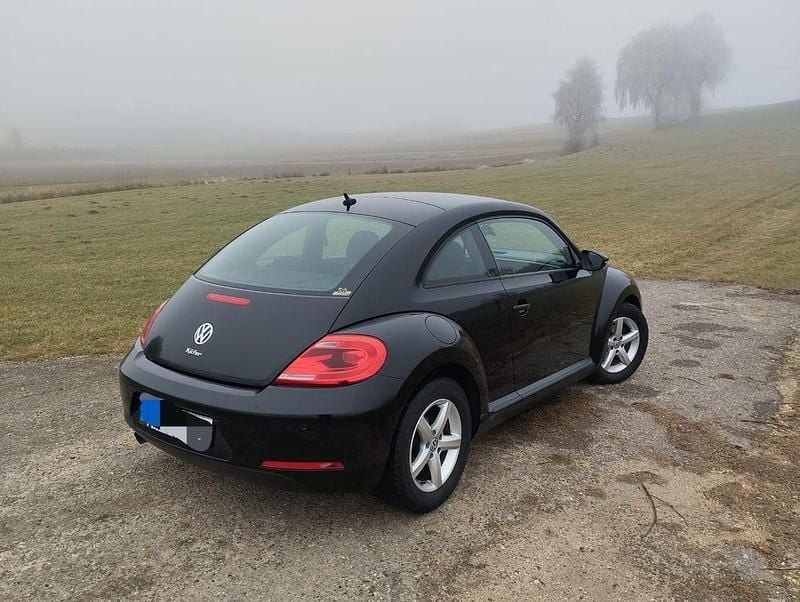 Gebraucht VW Beetle 105 PS (77 kW) 2016 Schwarz Kleinwagen