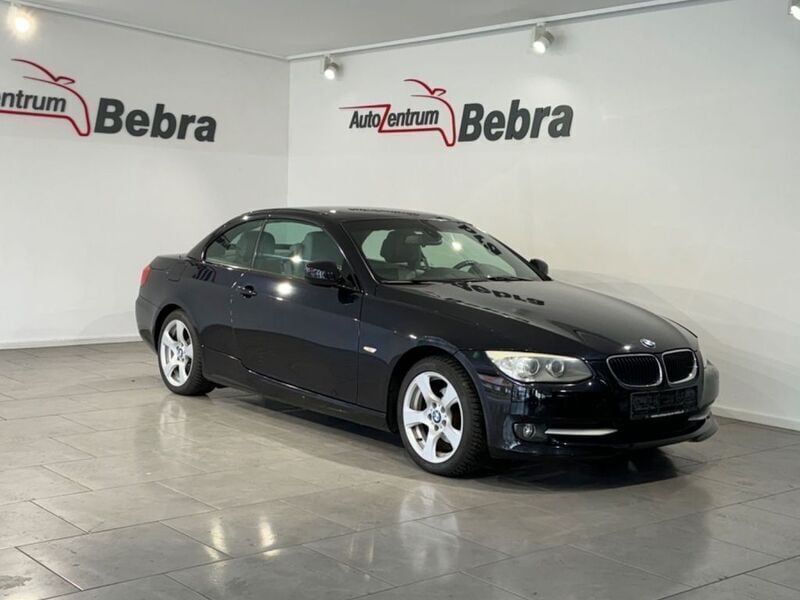 Gebraucht BMW 320 Cabriolet Performance 170 PS (125 kW) 2010 Azuritschwarz metallic Cabrio