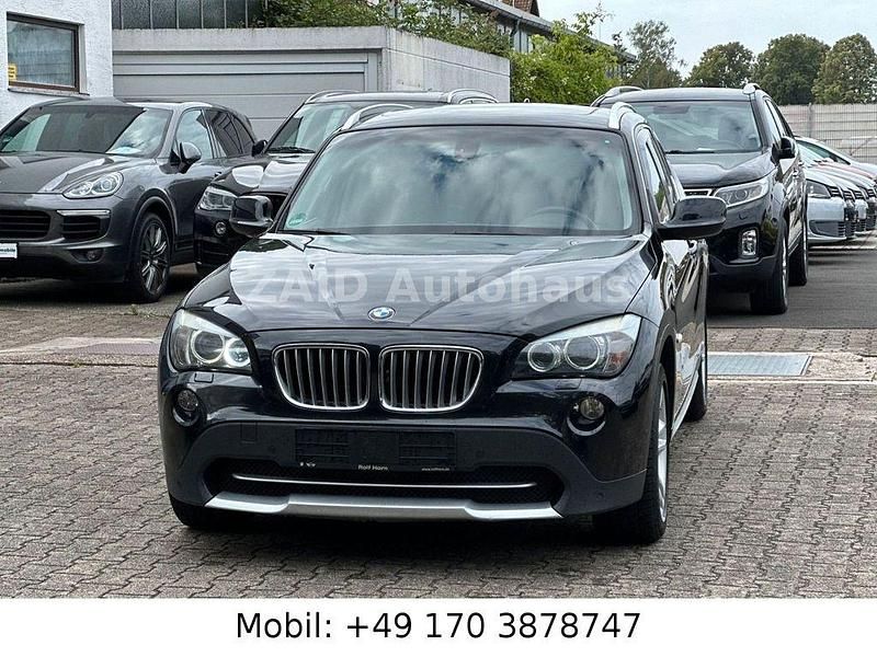 Schwarz Gebraucht 2011 BMW X1 xLine SUV | 9.699 € (Fairer Preis) - Bild 1/4