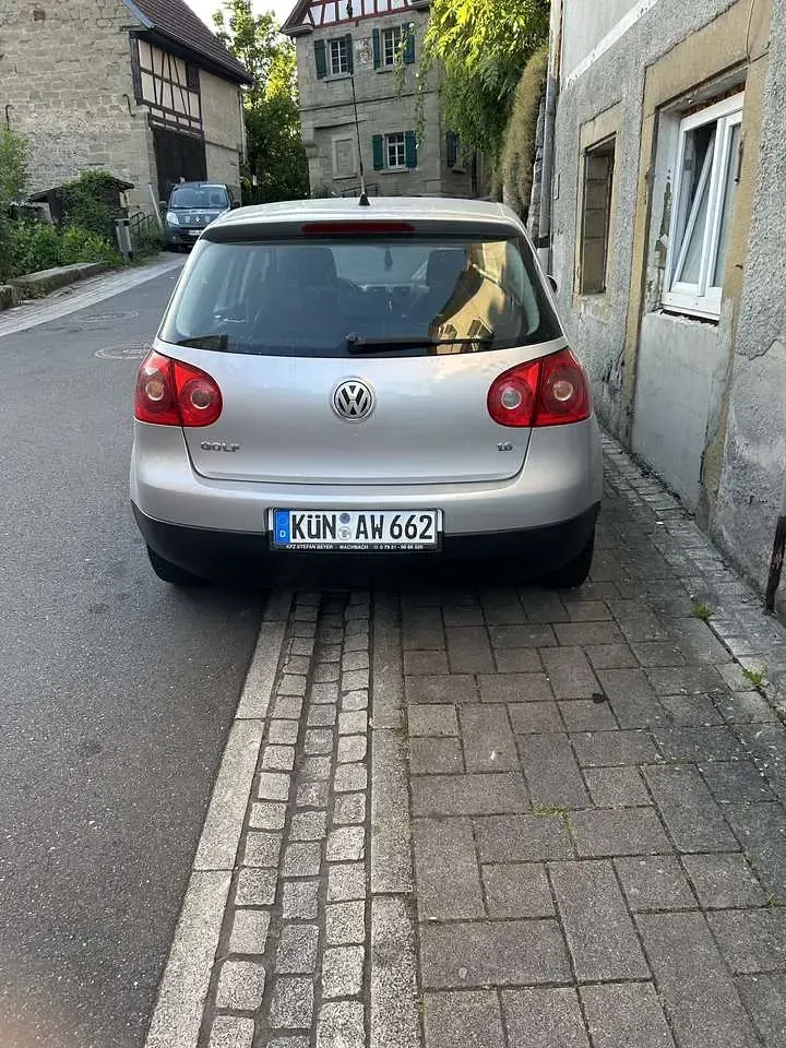 Gebraucht VW Golf IV Trendline 102 PS (75 kW) 2005 Limousine