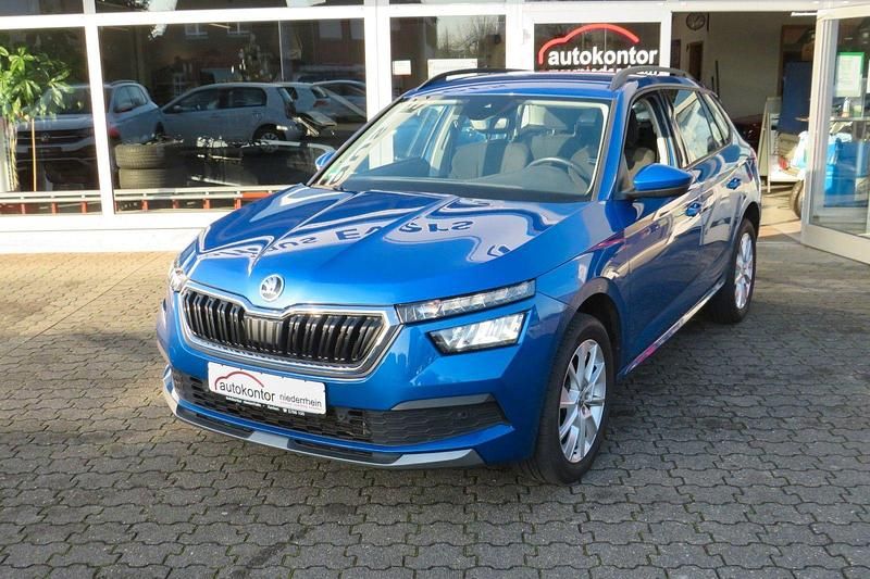 Blau Gebraucht 2019 Skoda Kamiq Ambition SUV | 17.490 € (Fairer Preis) - Bild 1/4