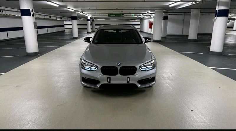 Silber Gebraucht 2018 BMW 116 Kleinwagen | 13.750 € (Etwas zu teuer) - Bild 1/4