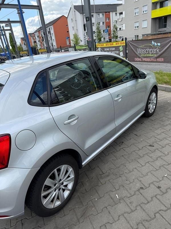 Second-hand VW Polo Sound 90 CP (66 kW) 2016 Argintiu Hatchback