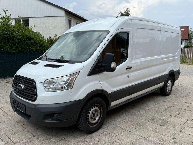 Weiß Gebraucht 2018 Ford Transit Trend Limousine | 16.990 € (Guter Preis) - Bild 1/4
