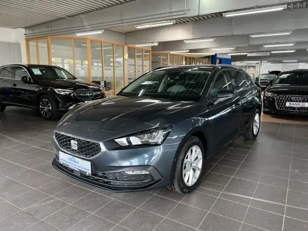 Gebraucht Seat Leon Style 150 PS (110 kW) 2024 Magnetic tech (metallic) Kombi