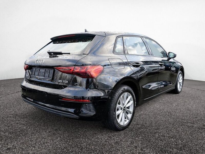 Gebraucht Audi A3 Sportback 150 PS (110 kW) 2022 Brillantschwarz Kleinwagen