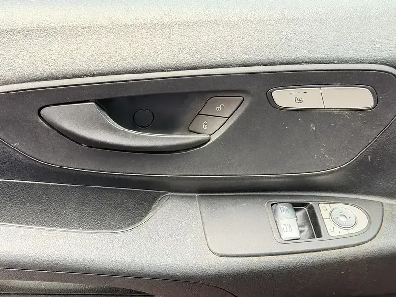 Gebraucht Mercedes Vito 163 PS (119 kW) 2022 Andere Van