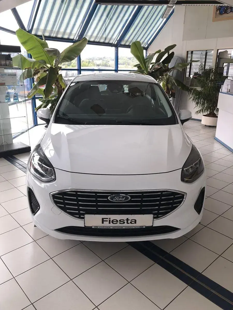 Gebraucht Ford Fiesta Titanium 125 PS (91 kW) 2024 Weiß Kleinwagen