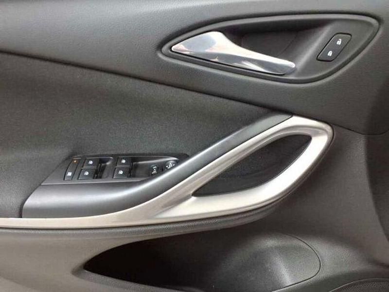 Gebraucht Opel Astra 122 PS (89 kW) 2021 Silber Kombi