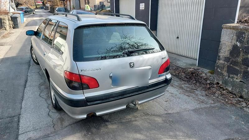 Gebraucht Peugeot 406 110 PS (80 kW) 1997 Silber Kombi