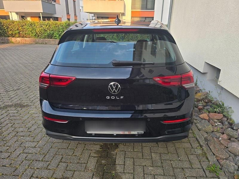 Schwarz Gebraucht 2020 VW Golf VII United Limousine | 15.890 € (Fairer Preis) - Bild 1/4