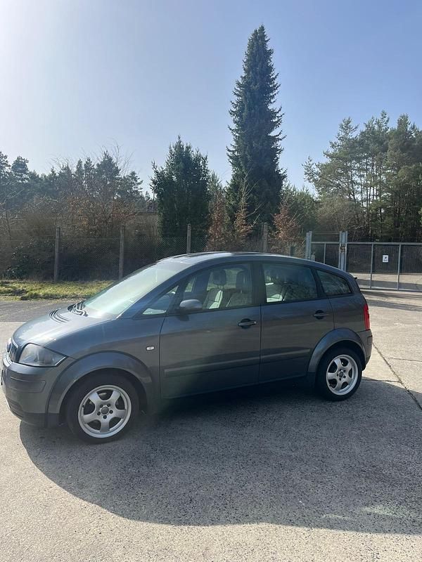 Gebraucht Audi A2 75 PS (55 kW) 2001 Silber Kleinwagen