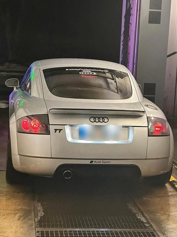 Gebraucht Audi TT 150 PS (110 kW) 2003 Silber Coupé