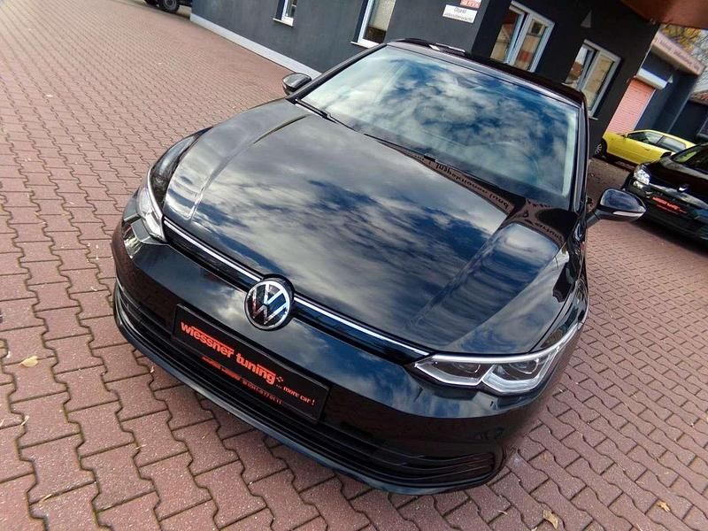 Schwarz Gebraucht 2020 VW Golf VIII Life Kleinwagen | 16.661 € (Fairer Preis) - Bild 1/4