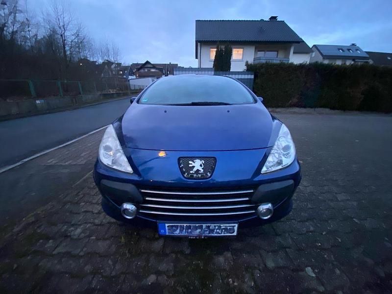 Gebraucht Peugeot 307 CC Filou 109 PS (80 kW) 2007 Blau Cabrio