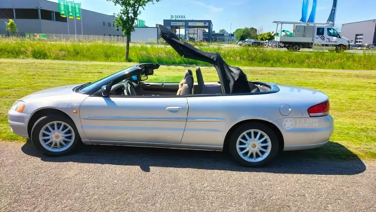 Gebraucht Chrysler Sebring Cabriolet 141 PS (103 kW) 2003 Silber Cabrio