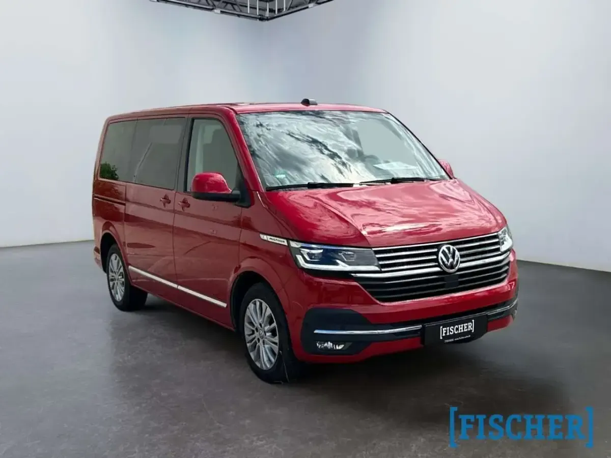 Gebraucht VW Multivan Generation Six 150 PS (110 kW) 2022 Rot Van / Kleinbus