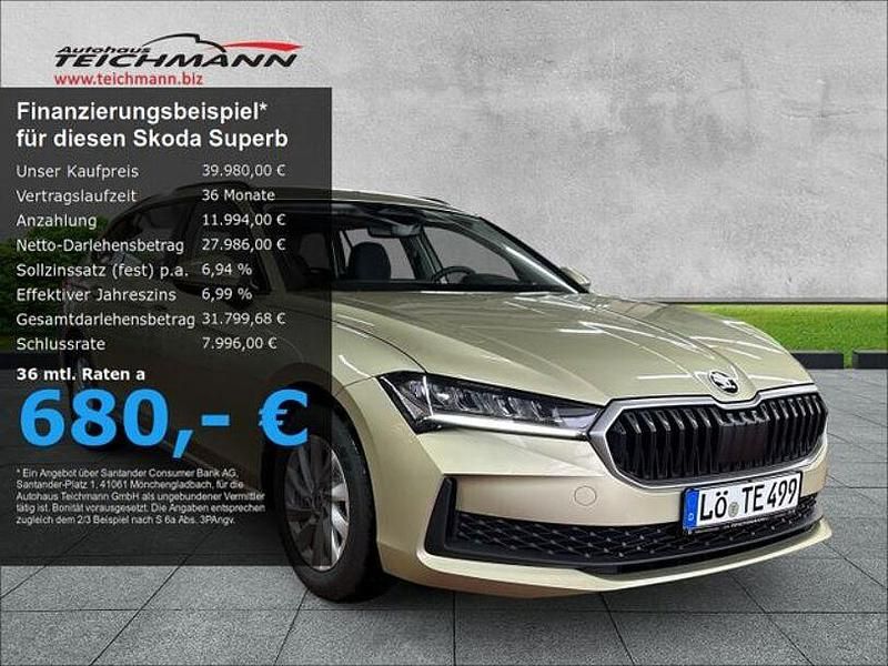 Gelb Gebraucht 2024 Skoda Superb Essence Kombi | 39.980 € - Bild 1/4
