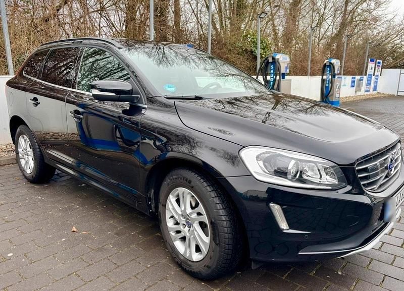Gebraucht Volvo XC60 220 PS (161 kW) 2017 Schwarz SUV