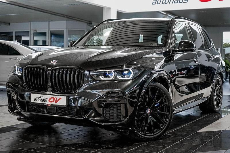 Saphirschwarz Gebraucht 2022 BMW X5 M Sport SUV | 61.900 € (Fairer Preis) - Bild 1/4
