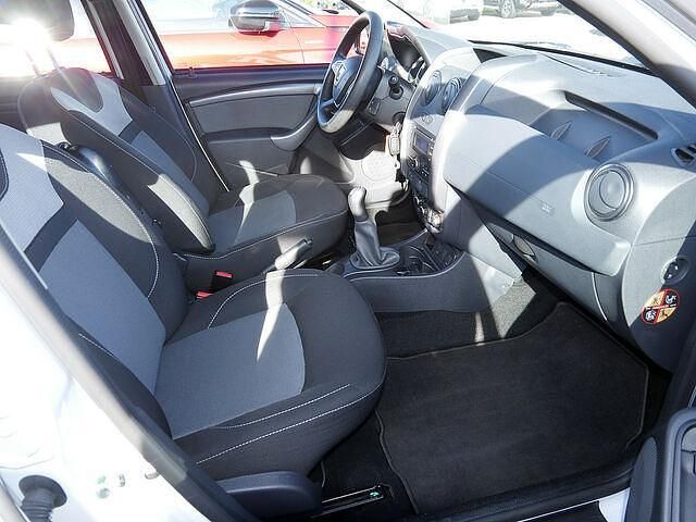 Gebraucht Dacia Duster Lauréate 114 PS (83 kW) 2018 Weiß SUV