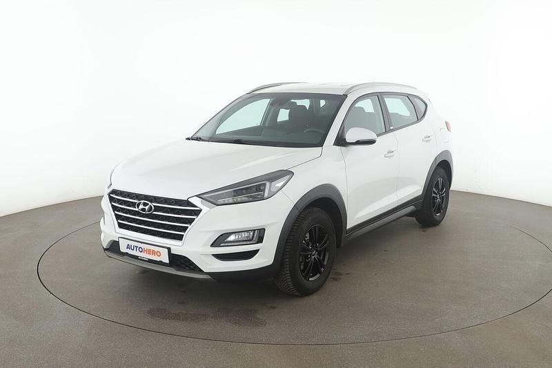 Weiß Gebraucht 2020 Hyundai Tucson Trend SUV | 17.290 € (Superpreis) - Bild 1/3