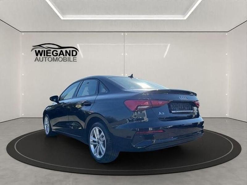 Gebraucht Audi A3 Ambiente 150 PS (110 kW) 2020 Schwarz Limousine