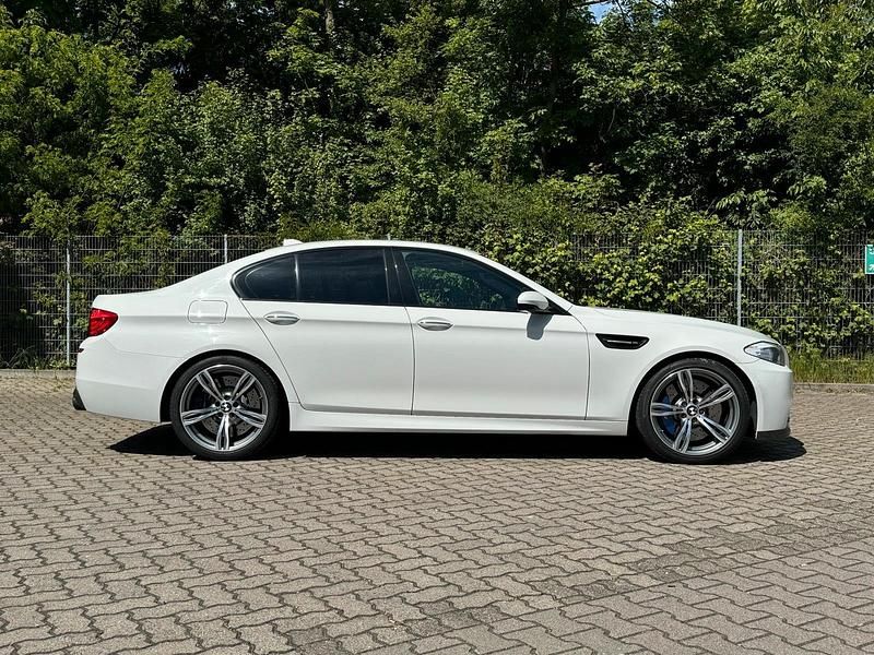 Usado BMW M5 560 HP (411 kW) 2012 Branco Sedan