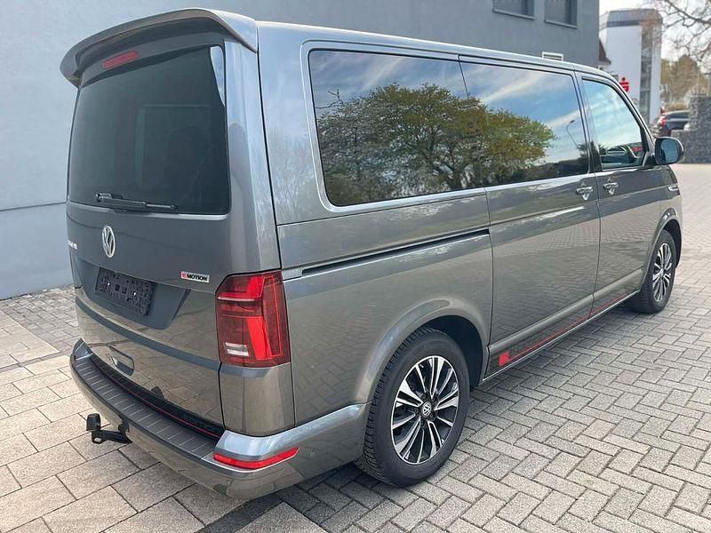 Second-hand VW Multivan Edition 199 CP (146 kW) 2020 Gri Monovolum