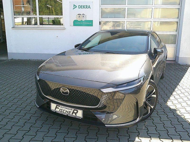 Grau Gebraucht 2025 Mazda 6e Takumi-Line Limousine | 40.380 € (Fairer Preis) - Bild 1/4