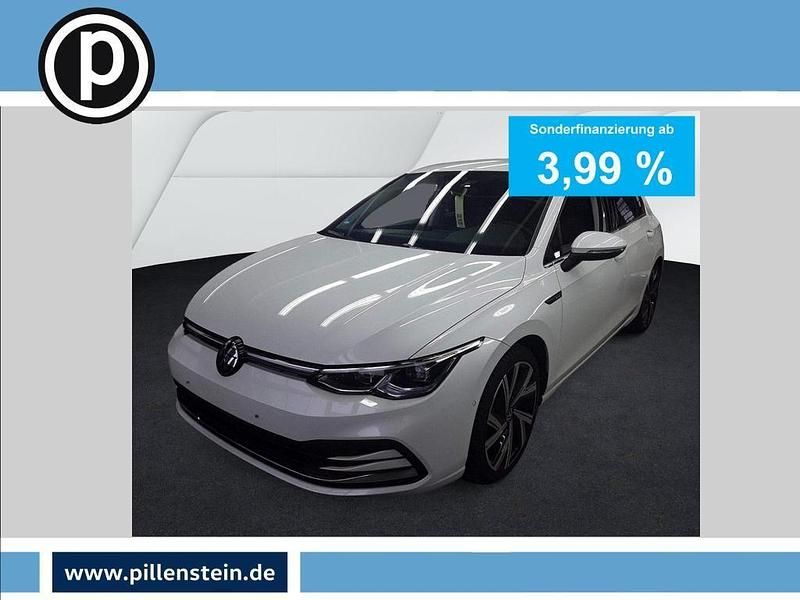 Gebraucht VW Golf VIII Style 150 PS (110 kW) 2024 Weiß Limousine