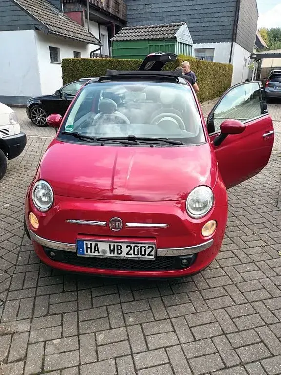 Używany Fiat 500C Pop 69 KM (50 kW) 2011 Czerwony Kabriolet