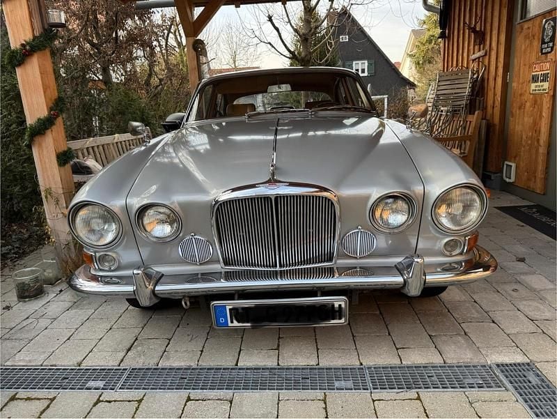 Grau Gebraucht 1970 Jaguar 420 Limousine | 21.000 € - Bild 1/4