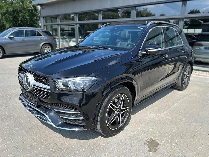 Schwarz Gebraucht 2022 Mercedes GLE300 AMG SUV | 67.989 € (Fairer Preis) - Bild 1/4