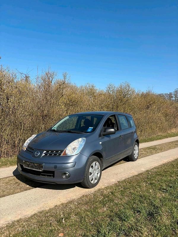 Gebraucht Nissan Note 88 PS (64 kW) 2009 Grau Kleinwagen