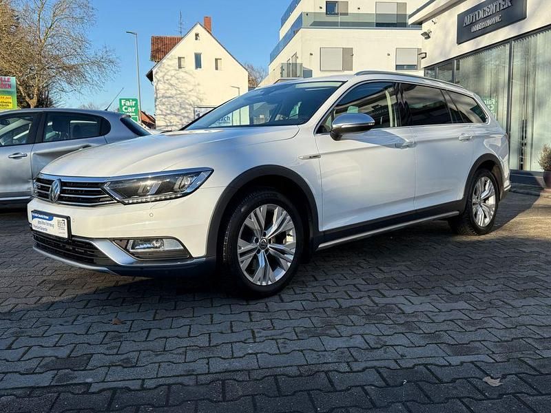 Gebraucht VW Passat Alltrack 190 PS (139 kW) 2018 Weiß Kombi