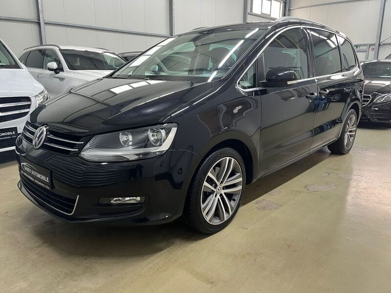 Schwarz Gebraucht 2020 VW Sharan United Van / Kleinbus | 27.990 € (Etwas zu teuer) - Bild 1/2