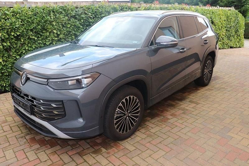 Grau Gebraucht 2025 VW Tayron Elegance SUV | 42.390 € (Guter Preis) - Bild 1/4