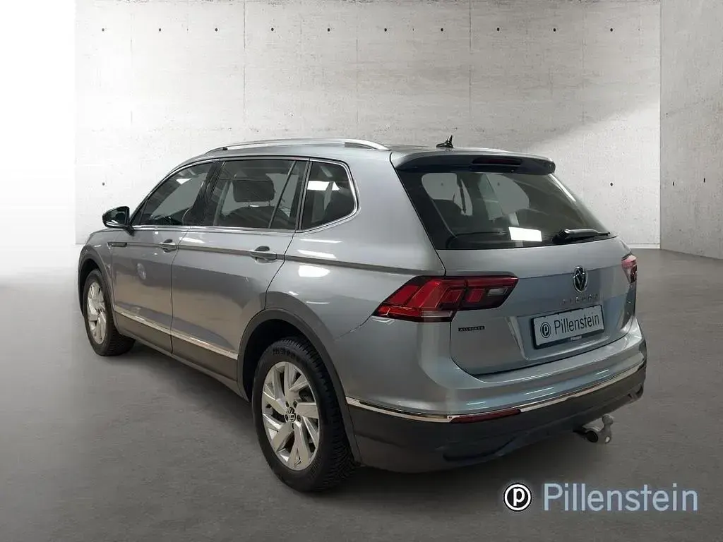 Gebraucht VW Tiguan Life 150 PS (110 kW) 2025 Silber SUV