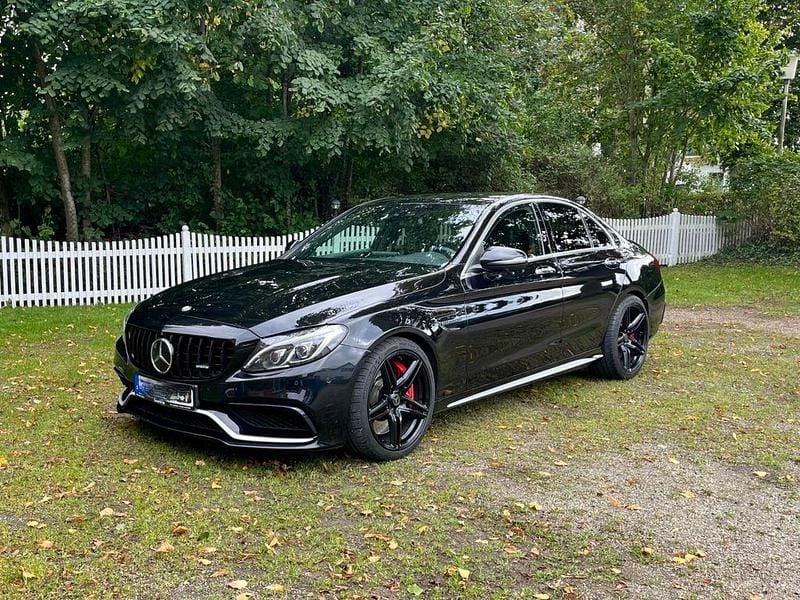 Schwarz Gebraucht 2016 Mercedes C63S AMG AMG Limousine | 39.999 € (Fairer Preis) - Bild 1/4