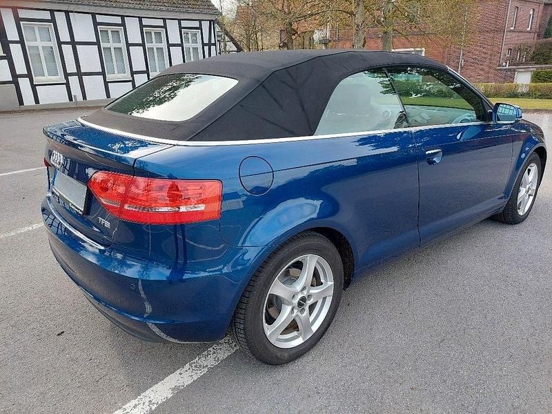 Gebraucht Audi A3 Cabriolet Ambition 125 PS (91 kW) 2012 Blau Cabrio