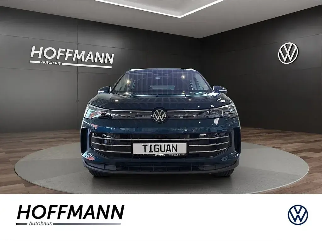 Neu VW Tiguan Elegance 150 PS (110 kW) 2026 Blau SUV
