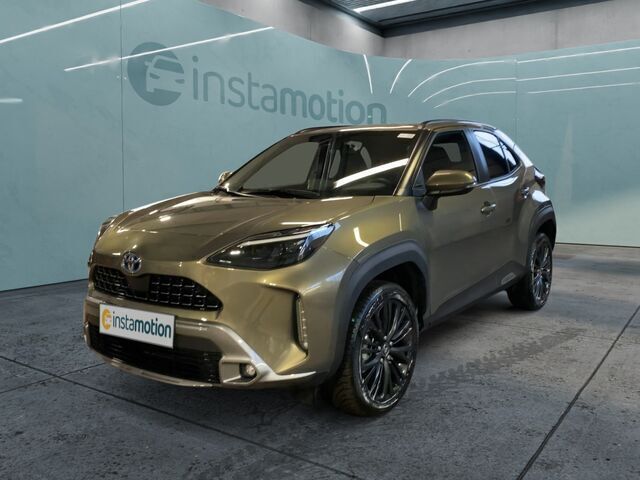 Gebraucht Toyota Yaris Cross 116 PS (85 kW) 2023 Gold SUV