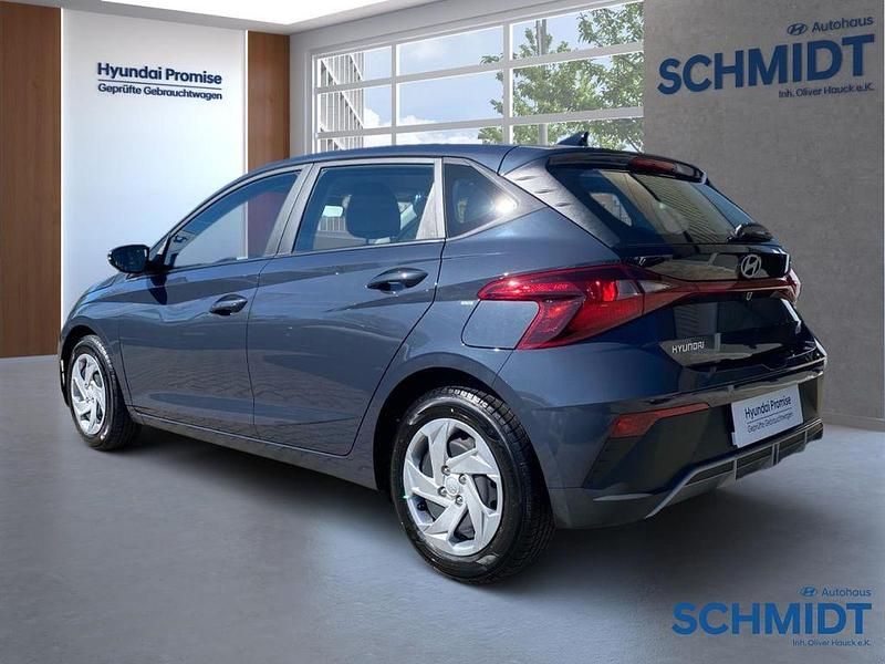 Gebraucht Hyundai i20 Select 79 PS (58 kW) 2025 Grau Kleinwagen