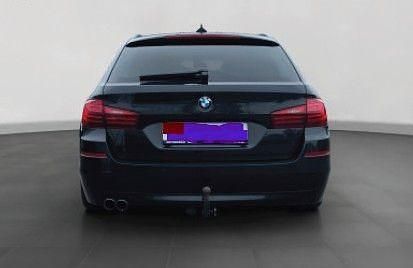 Gebraucht BMW 520 Sport Line 190 PS (139 kW) 2016 Schwarz Kombi