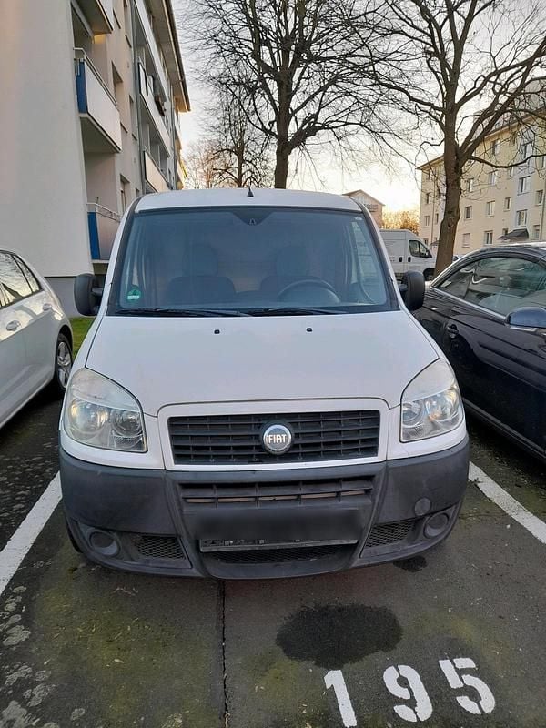 Andere farben Gebraucht 2007 Fiat Doblò Van / Kleinbus | 2.600 € (Guter Preis) - Bild 1/4