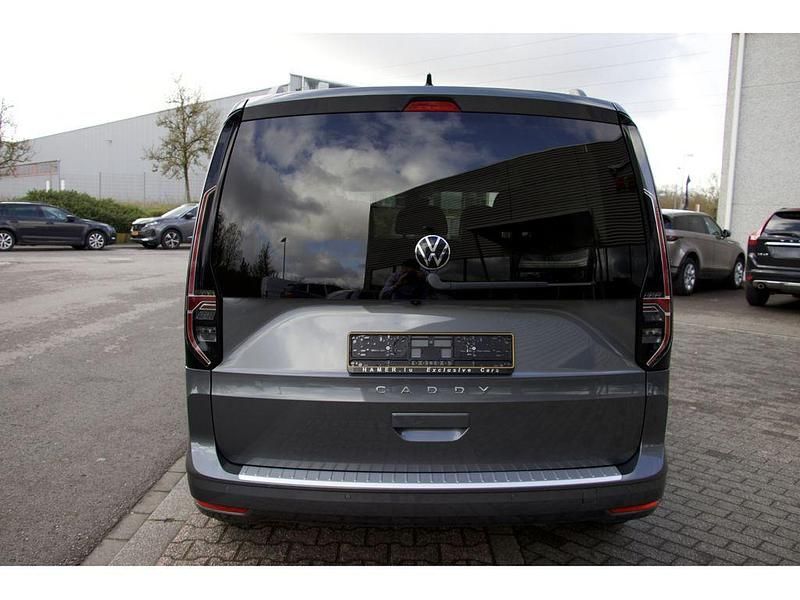 Gebraucht VW Caddy Life 116 PS (85 kW) 2024 Grau Van / Kleinbus