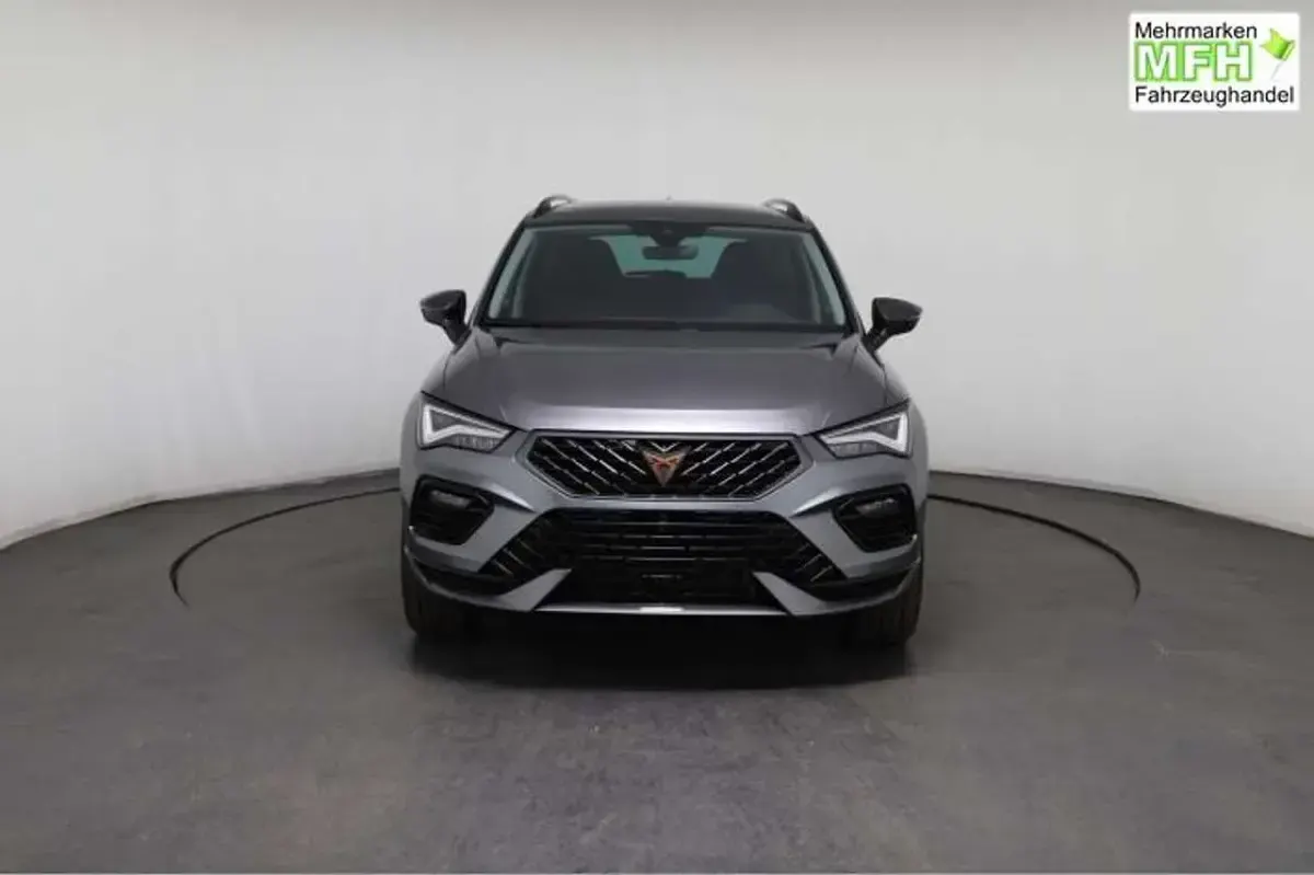Neu Cupra Ateca 190 PS (139 kW) 2026 Grau, graphit grau metallic SUV