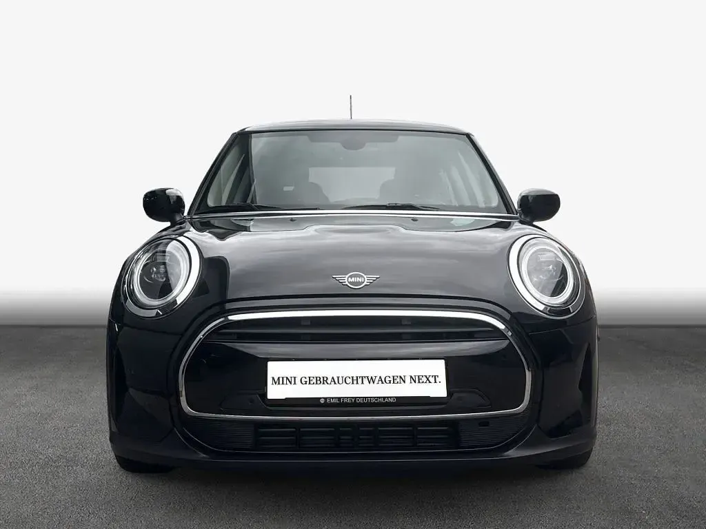 Gebraucht Mini Cooper Classic 136 PS (100 kW) 2021 Midnight black metallic Kleinwagen